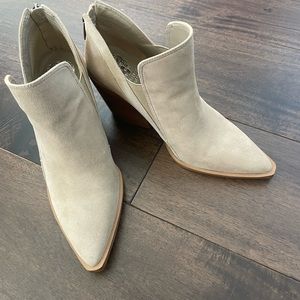 Vince Camuto Gradina Block Heel Bootie